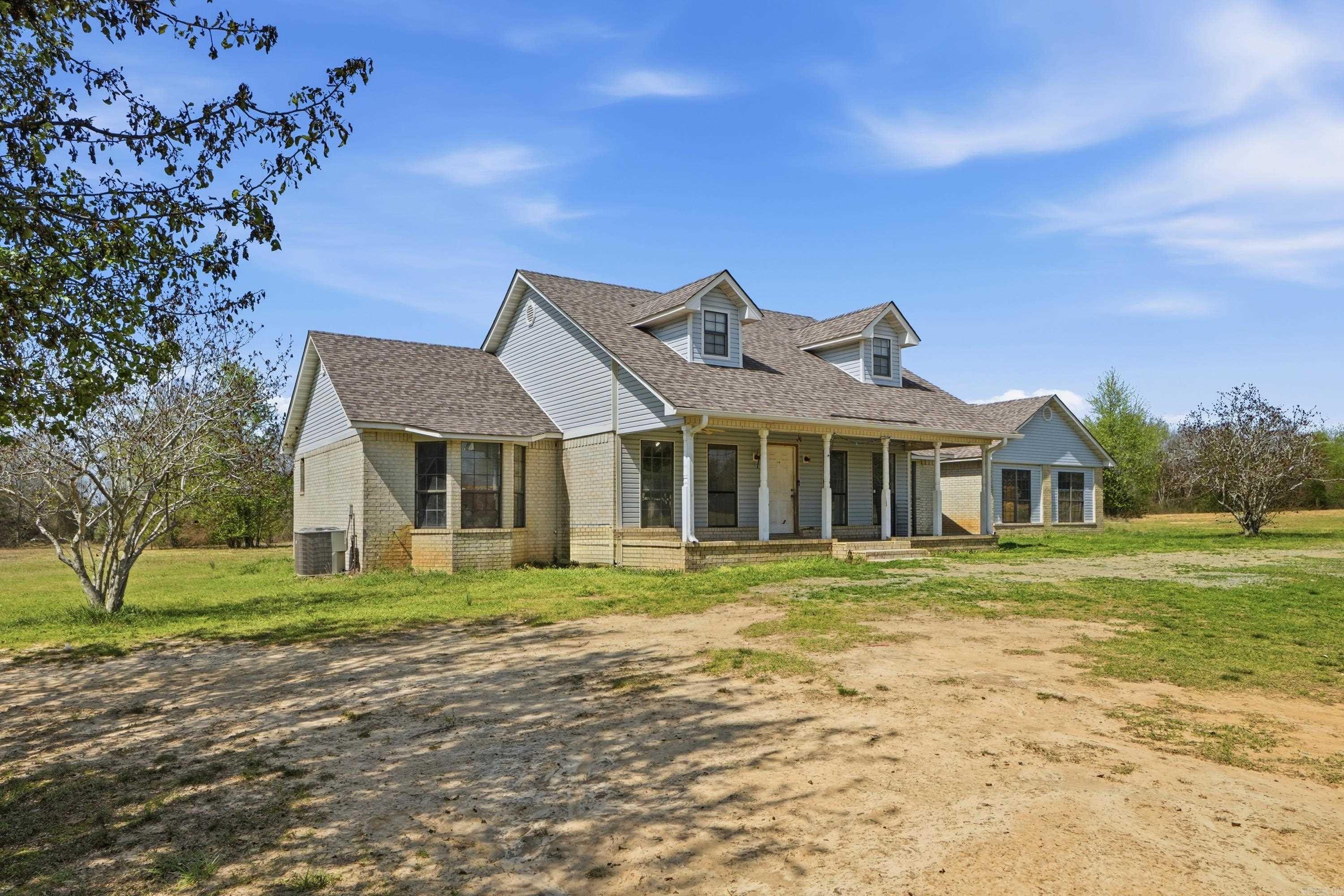 NEWBERRY FARMS - Residential