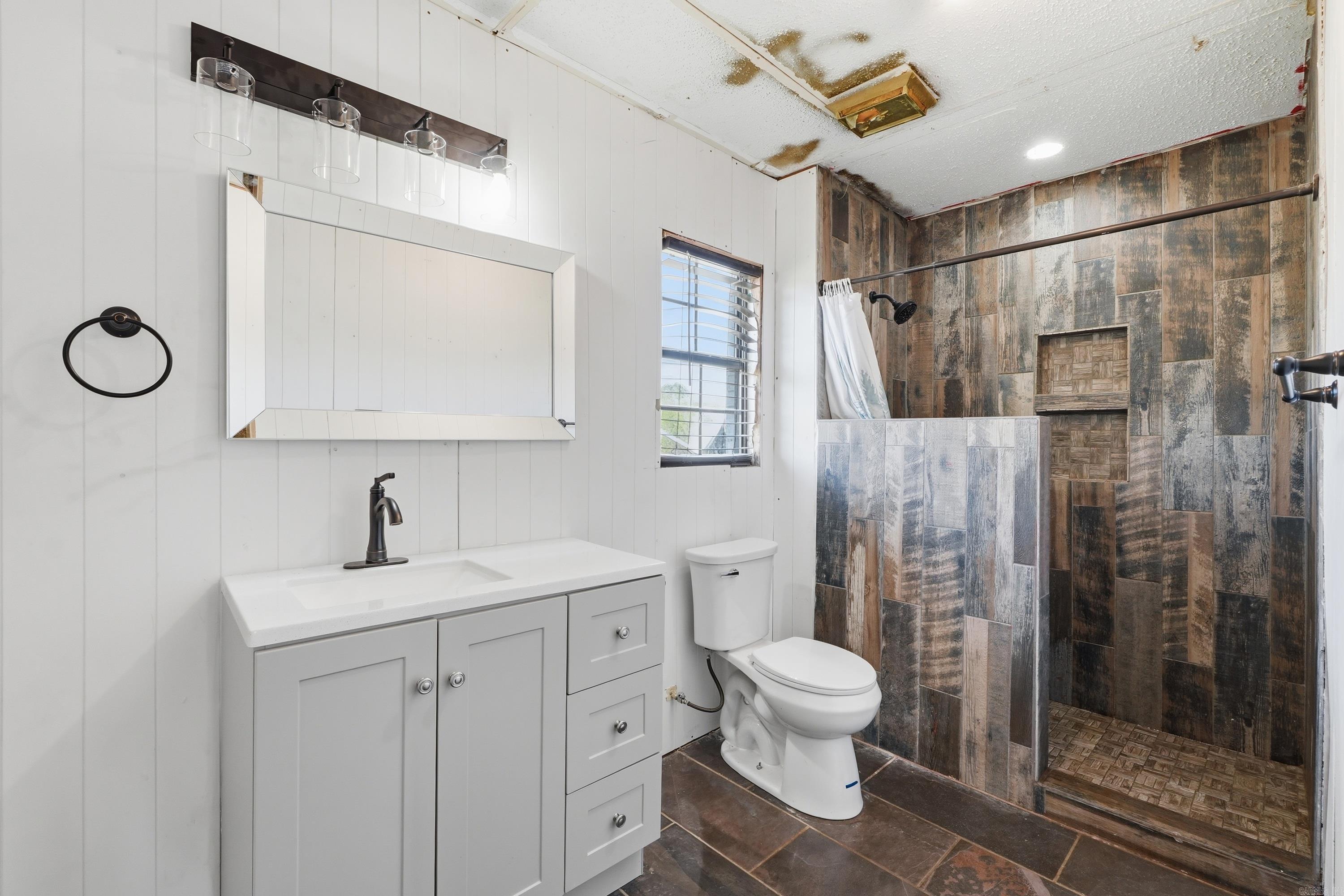 NEWBERRY FARMS - Residential