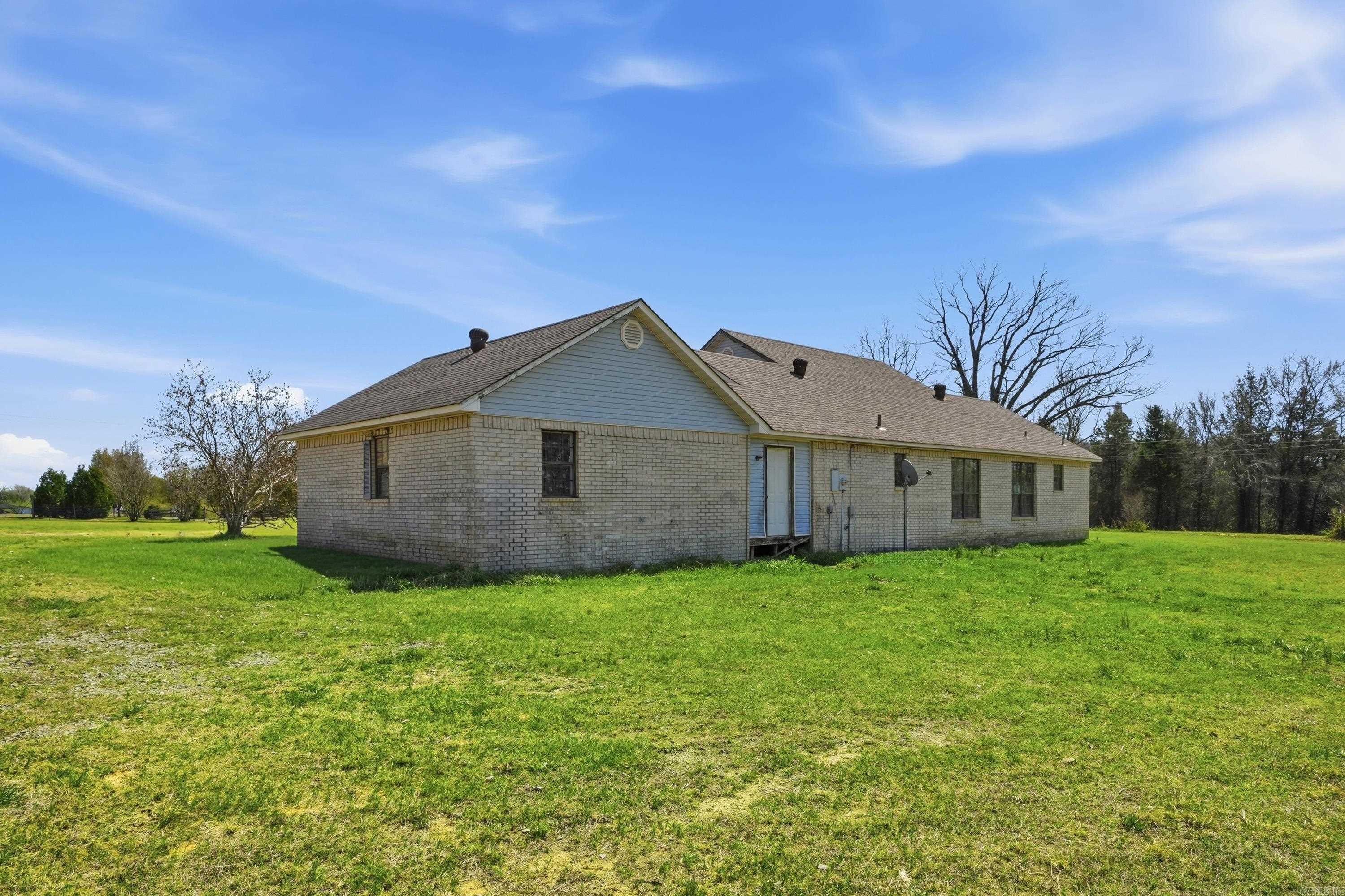 NEWBERRY FARMS - Residential