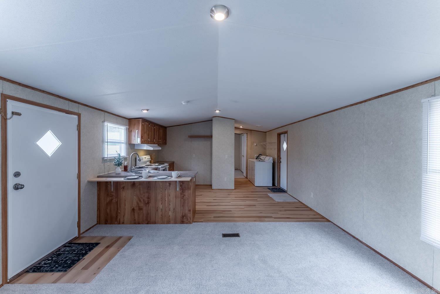 INDIAN HILLS EST - Residential