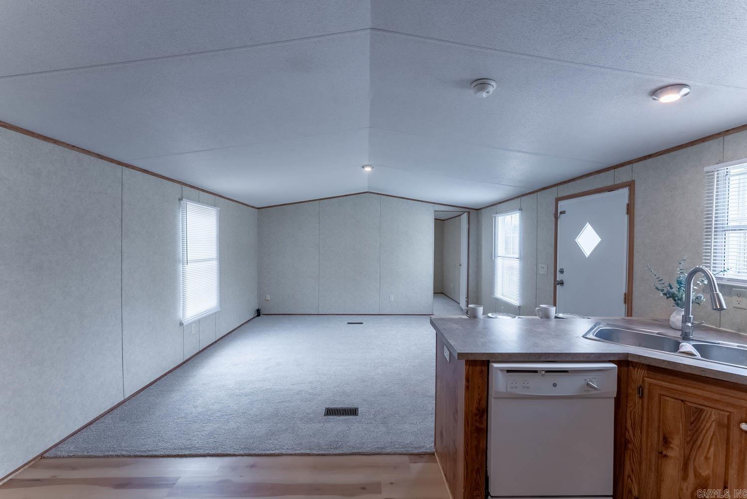 INDIAN HILLS EST - Residential