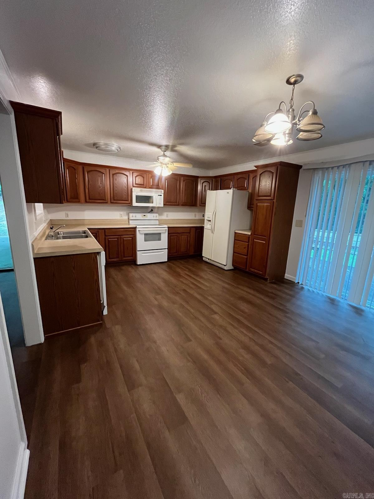 WHITAKER HILL - Residential