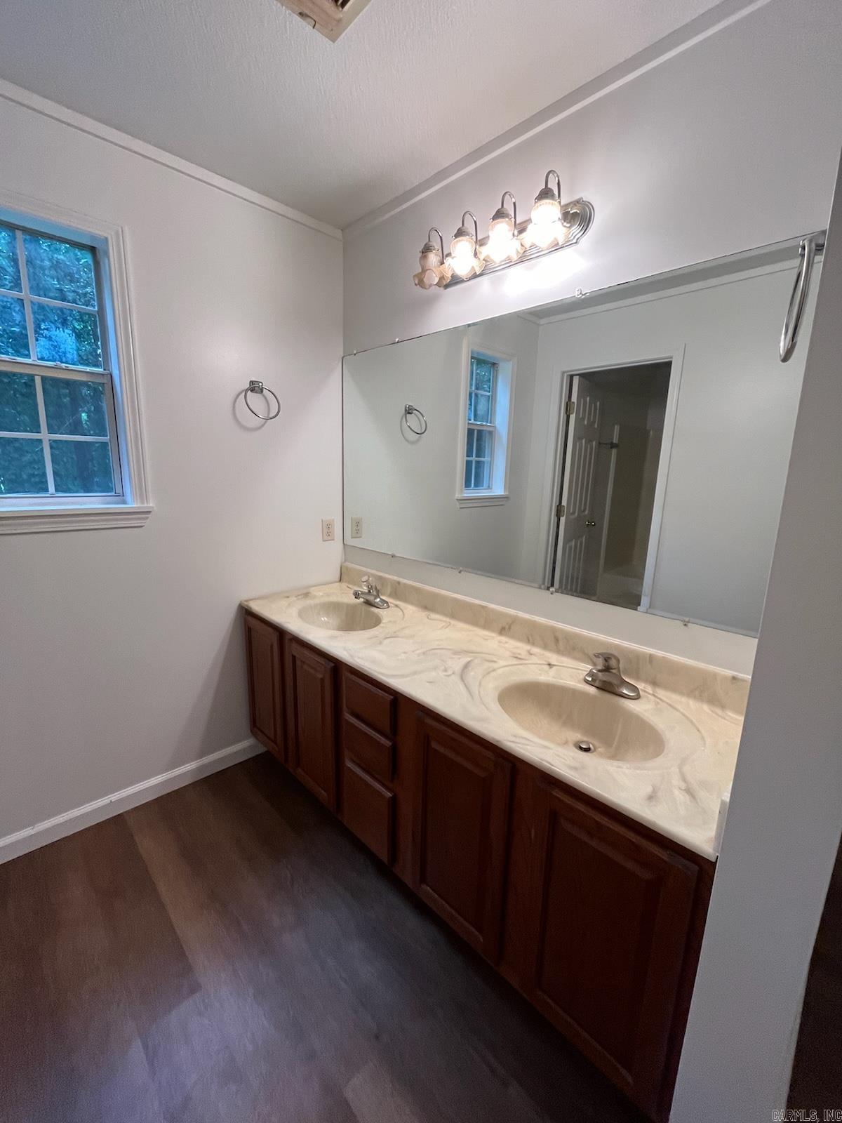 WHITAKER HILL - Residential