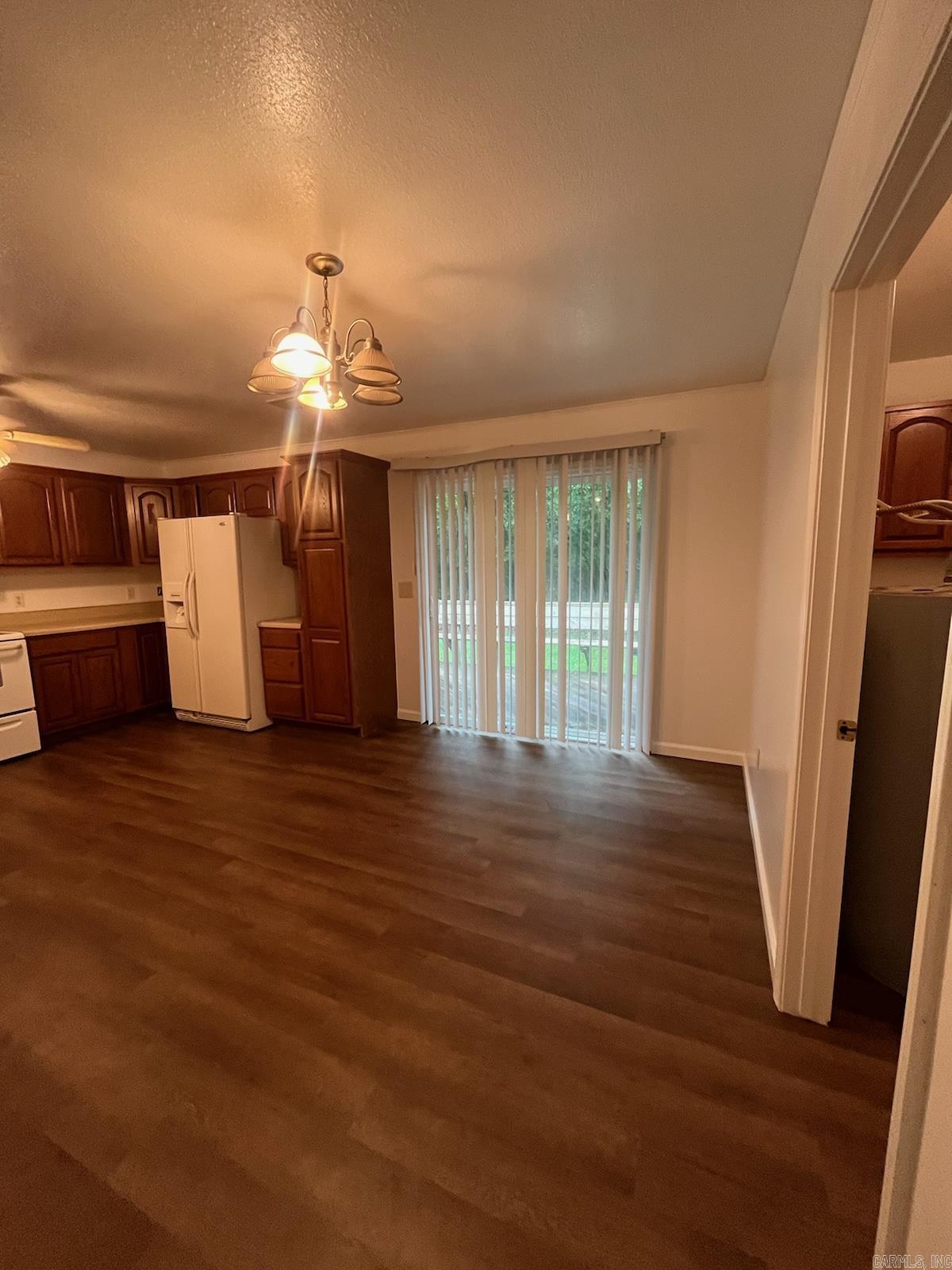 WHITAKER HILL - Residential