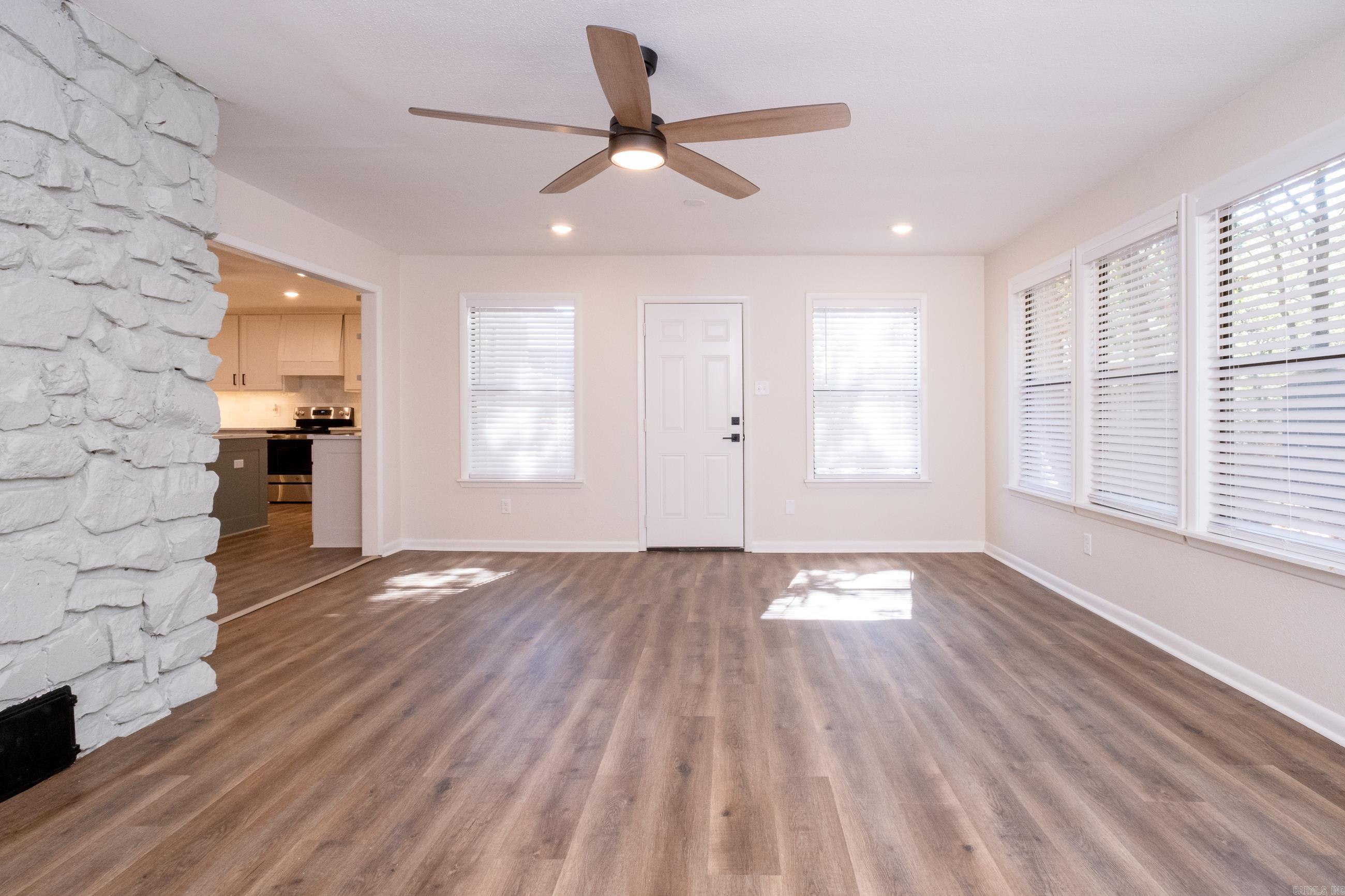 COLONY WEST - Residential