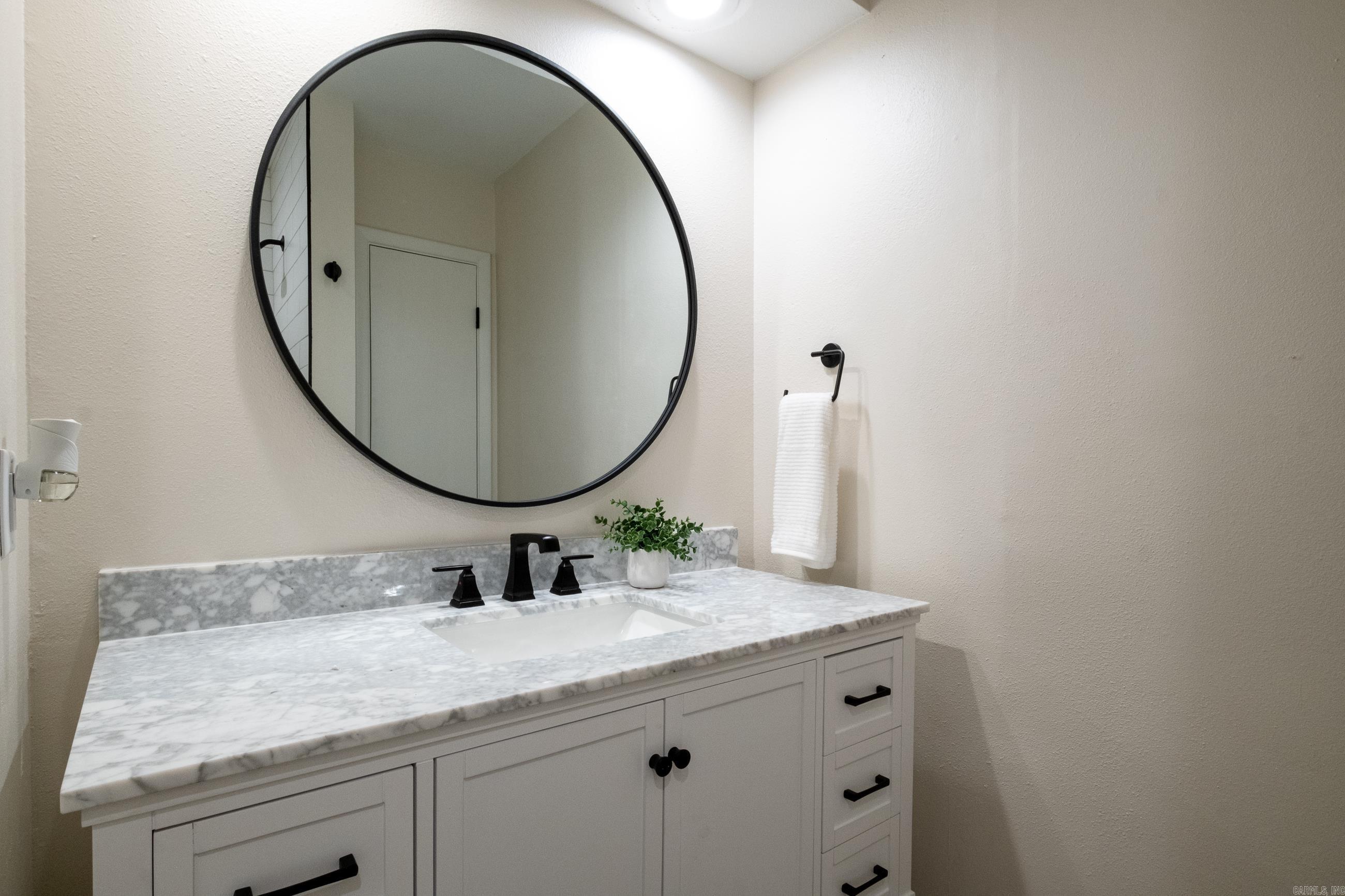 COLONY WEST - Residential