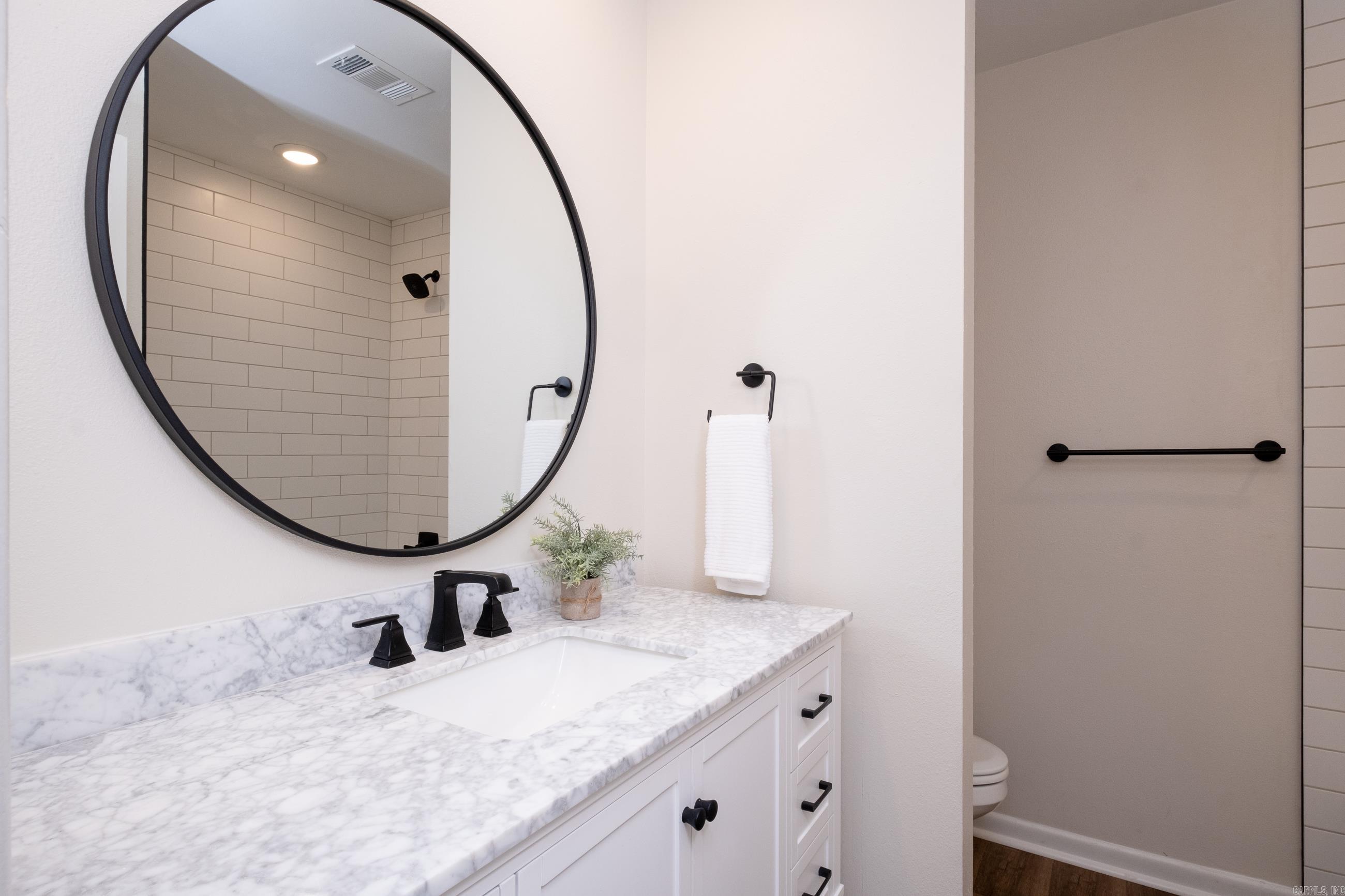 COLONY WEST - Residential