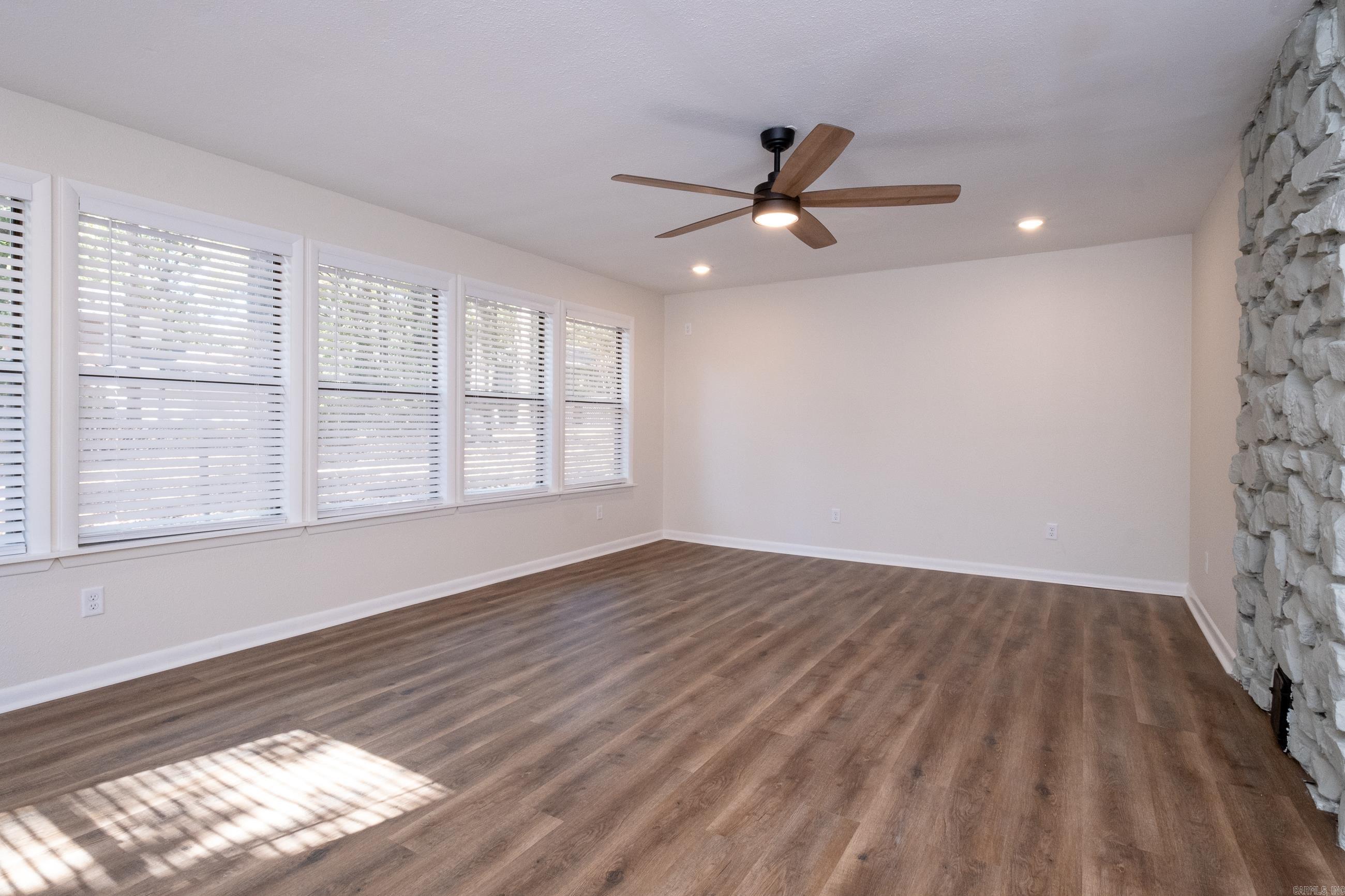 COLONY WEST - Residential