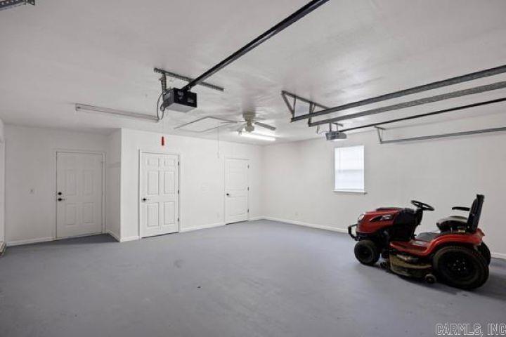 LAKEWOOD ESTATES - Residential