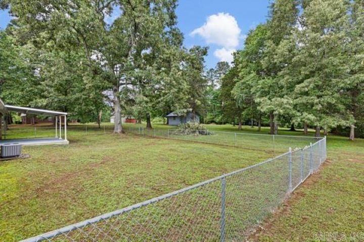 LAKEWOOD ESTATES - Residential