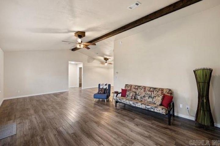 LAKEWOOD ESTATES - Residential
