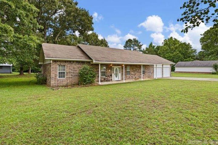 LAKEWOOD ESTATES - Residential