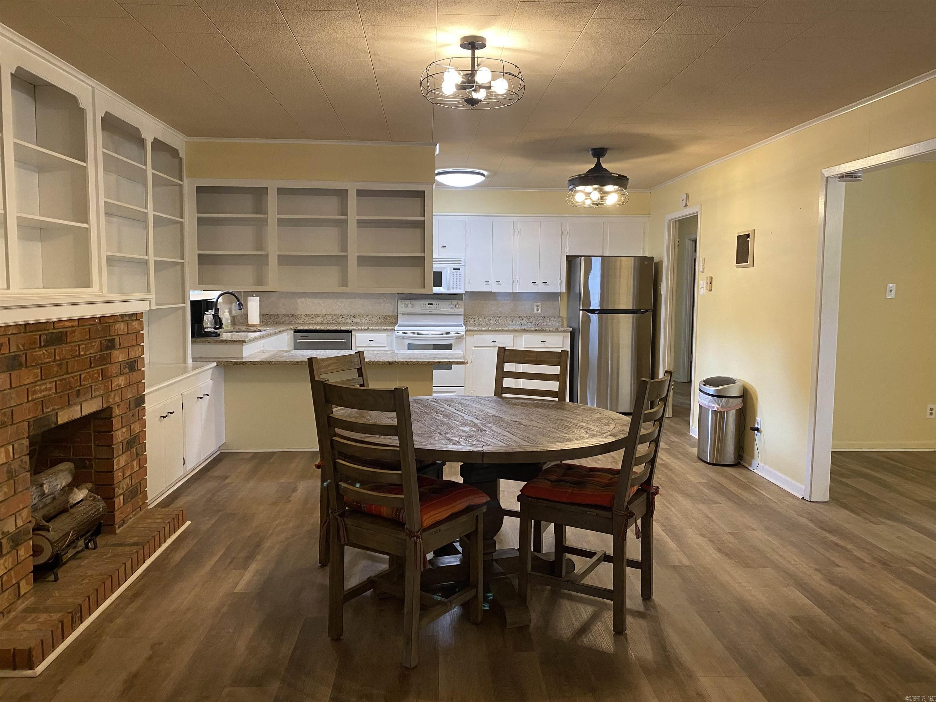 FOREST PARK G - Residential