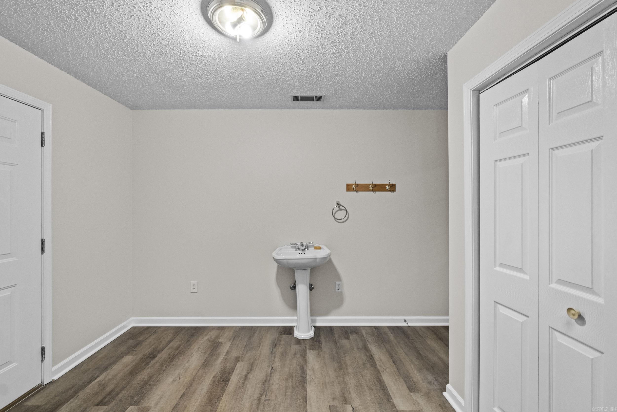 LANGSTON-KYLE SUBD - Residential