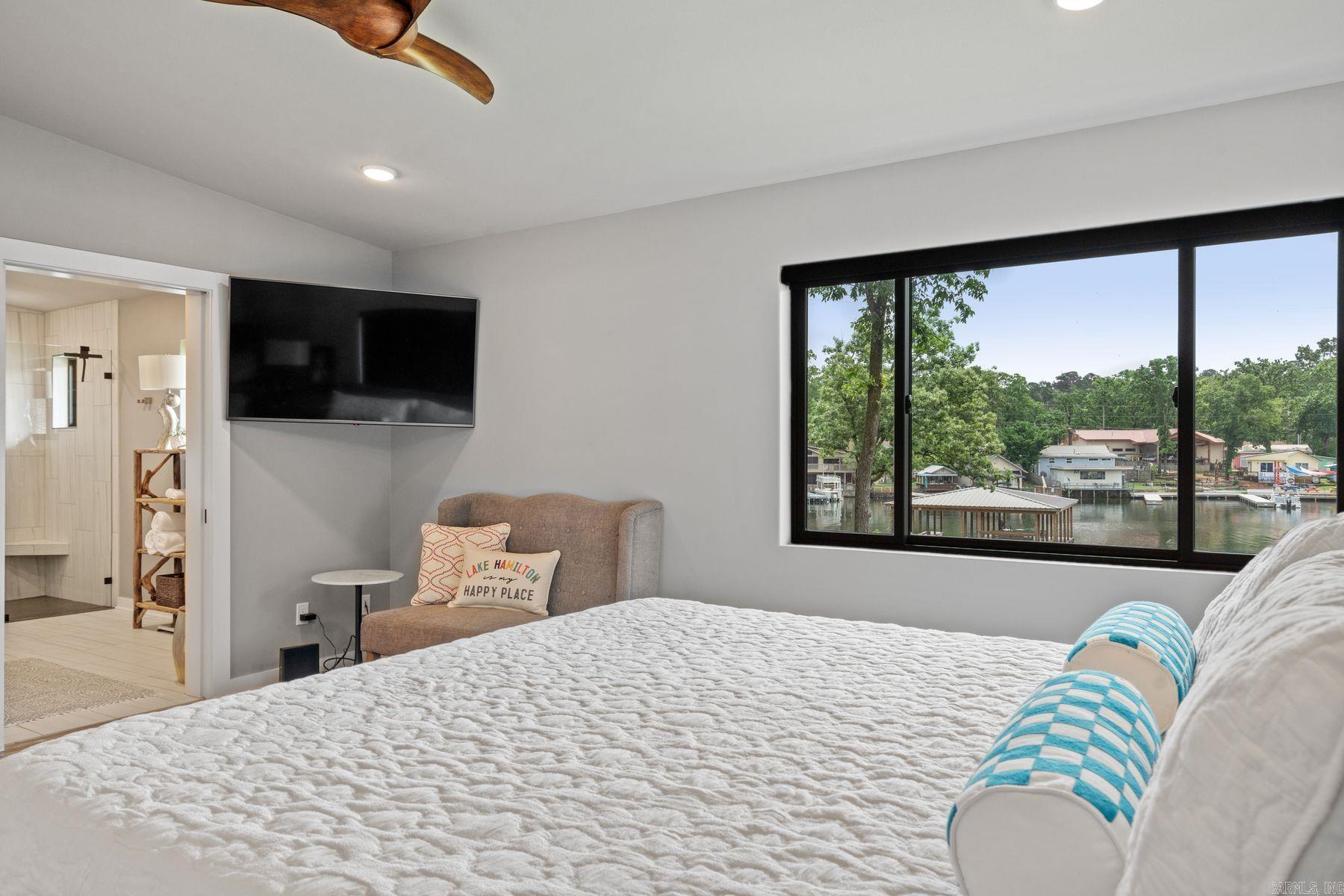 TWIN POINTS - Residential