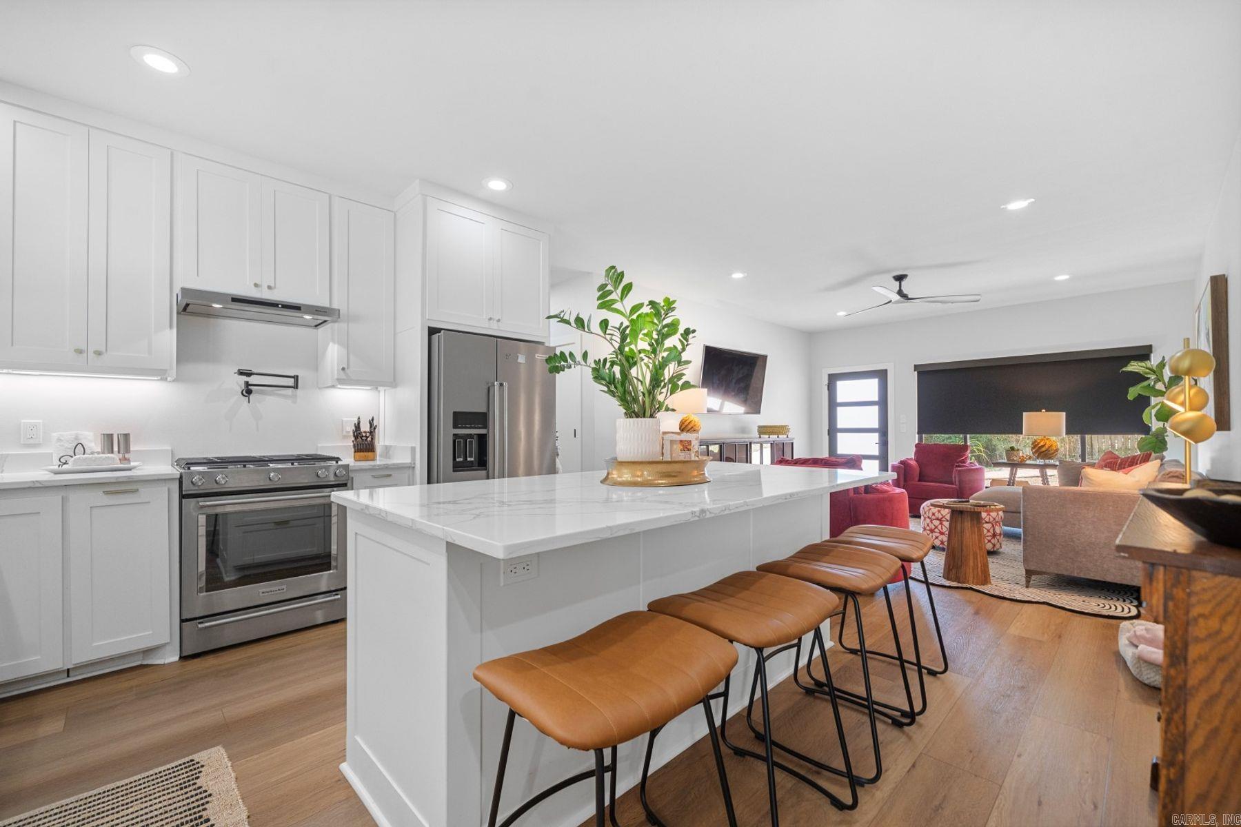 TWIN POINTS - Residential