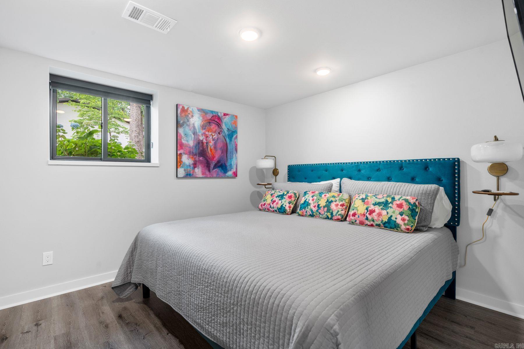 TWIN POINTS - Residential