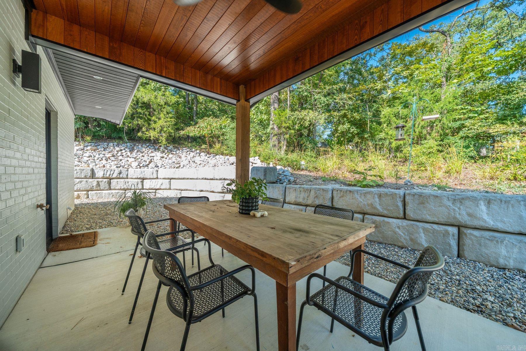 TWIN POINTS - Residential