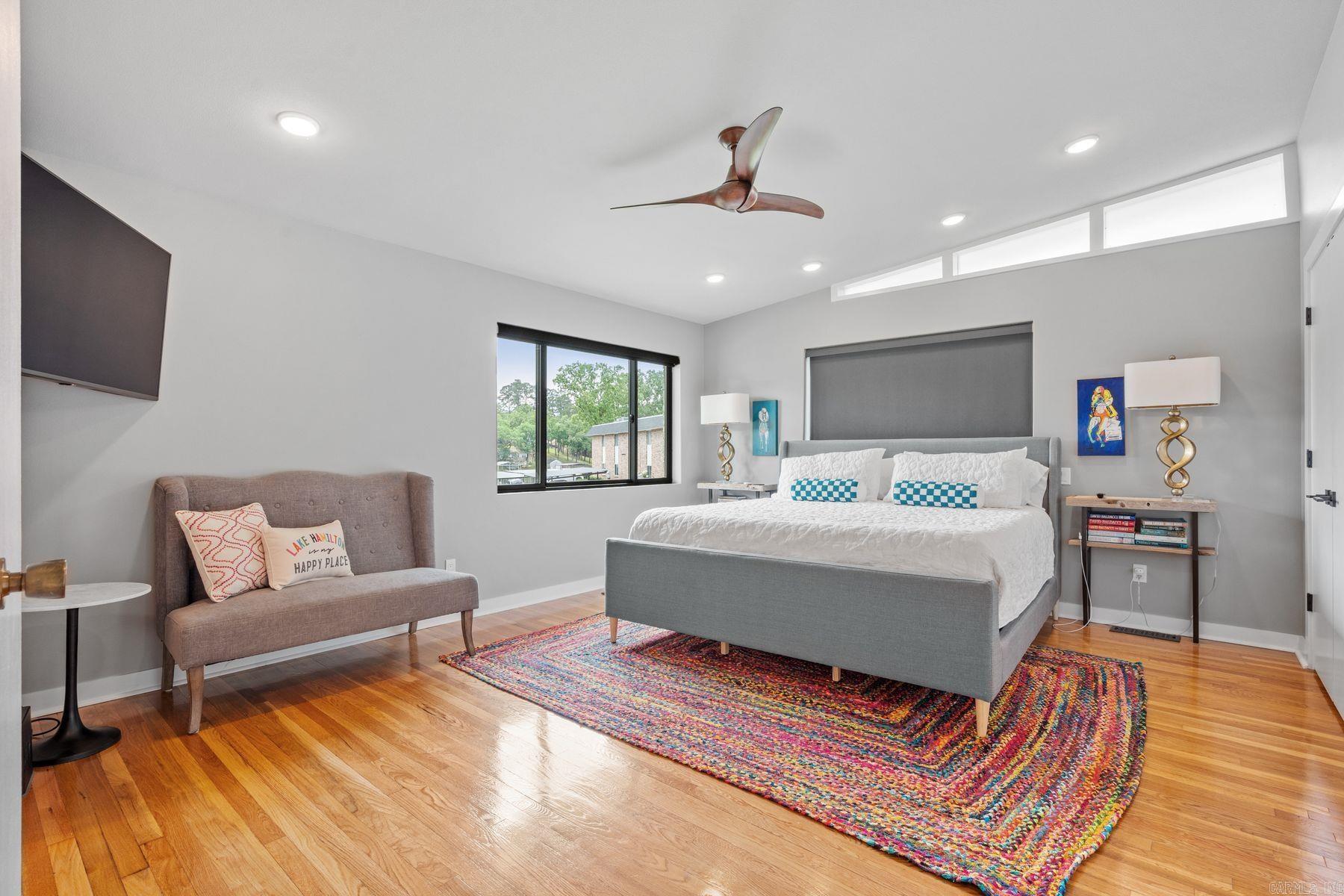 TWIN POINTS - Residential