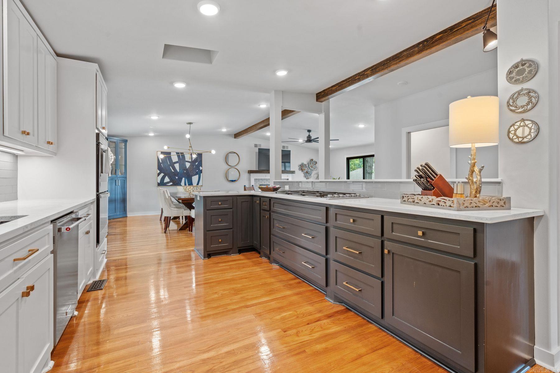 TWIN POINTS - Residential