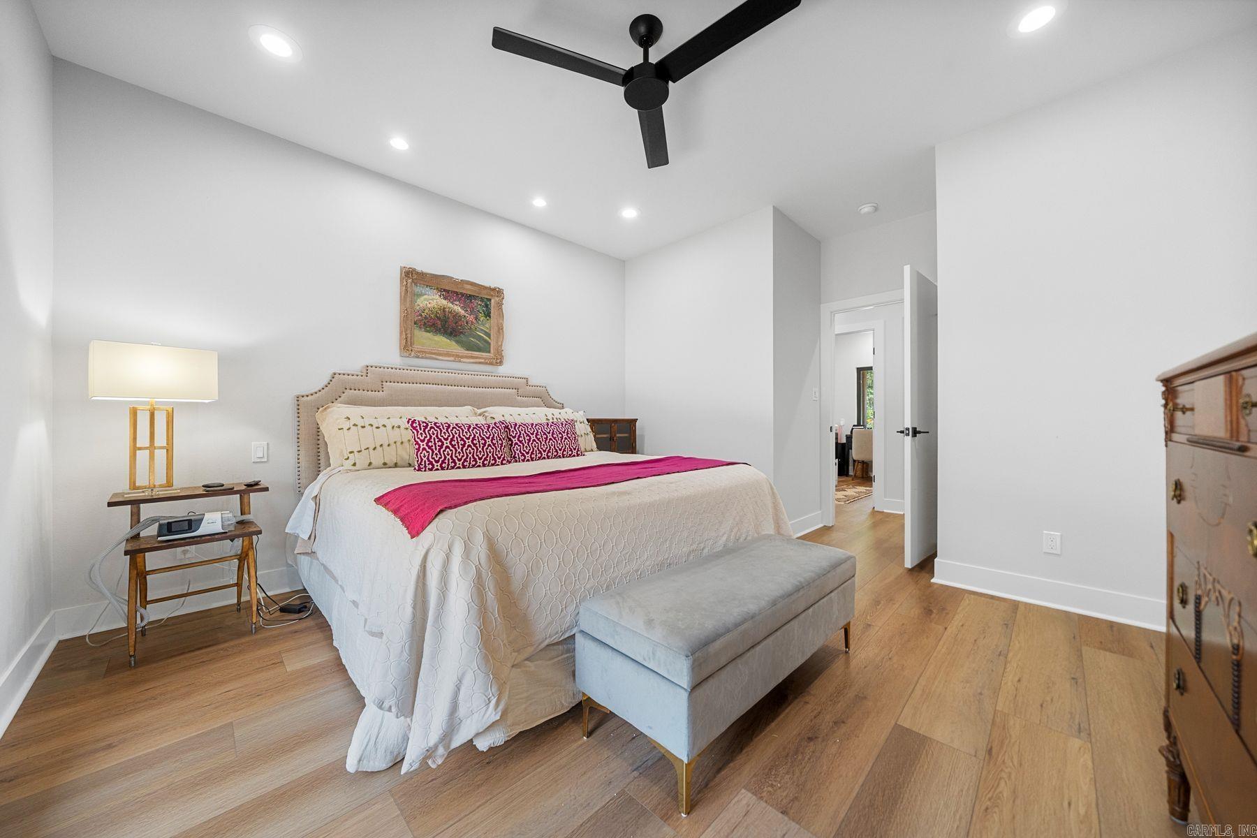 TWIN POINTS - Residential