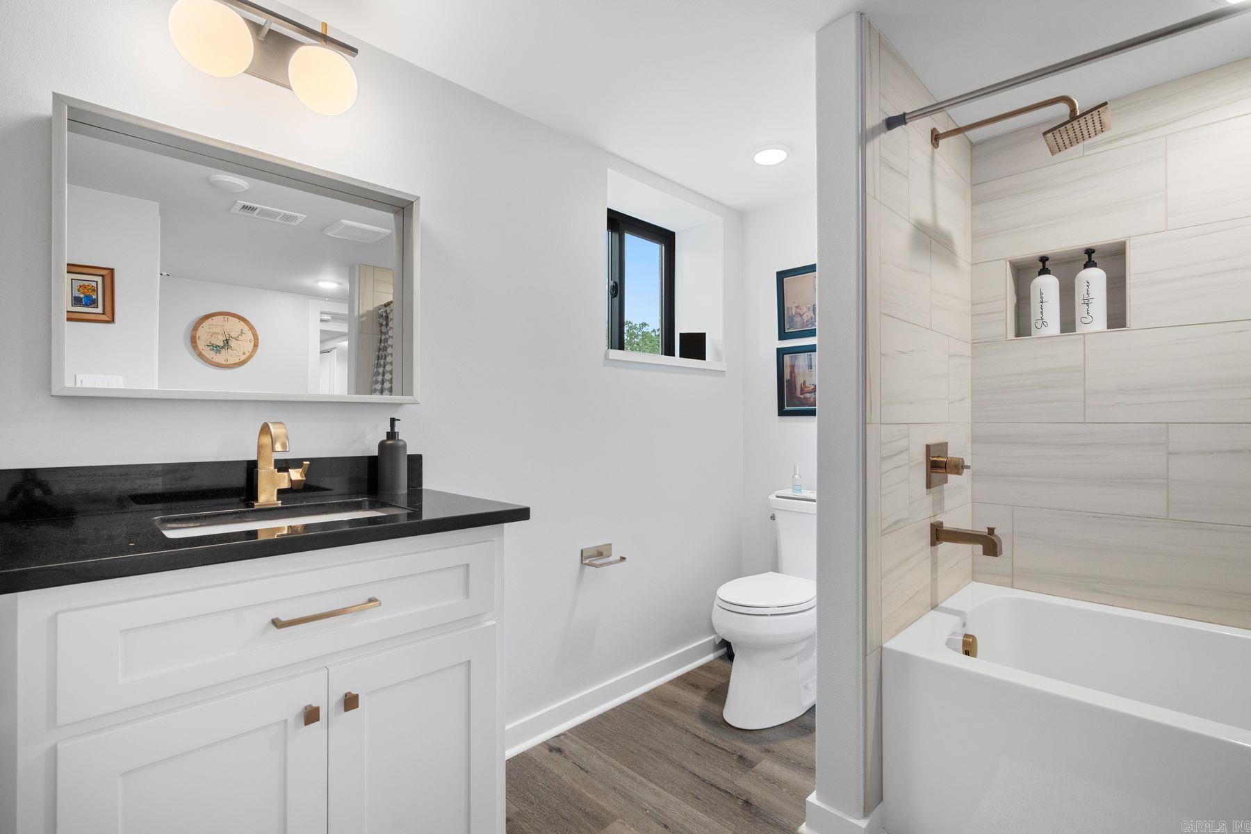 TWIN POINTS - Residential