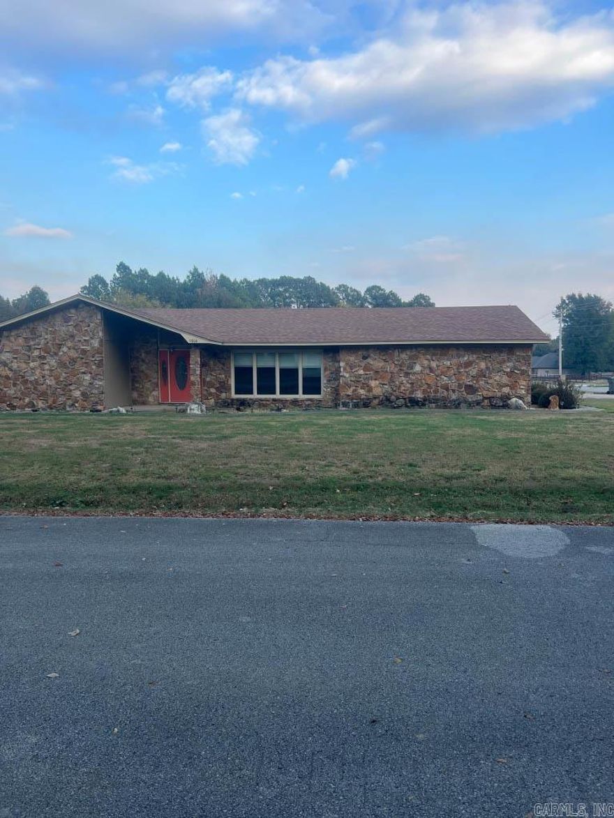 4 bedroom, 2 bath home in Valley View School District. Corner lot on paved streets. 2 outside buildings. 3 car carport with patio. Refrigerator convey with property.