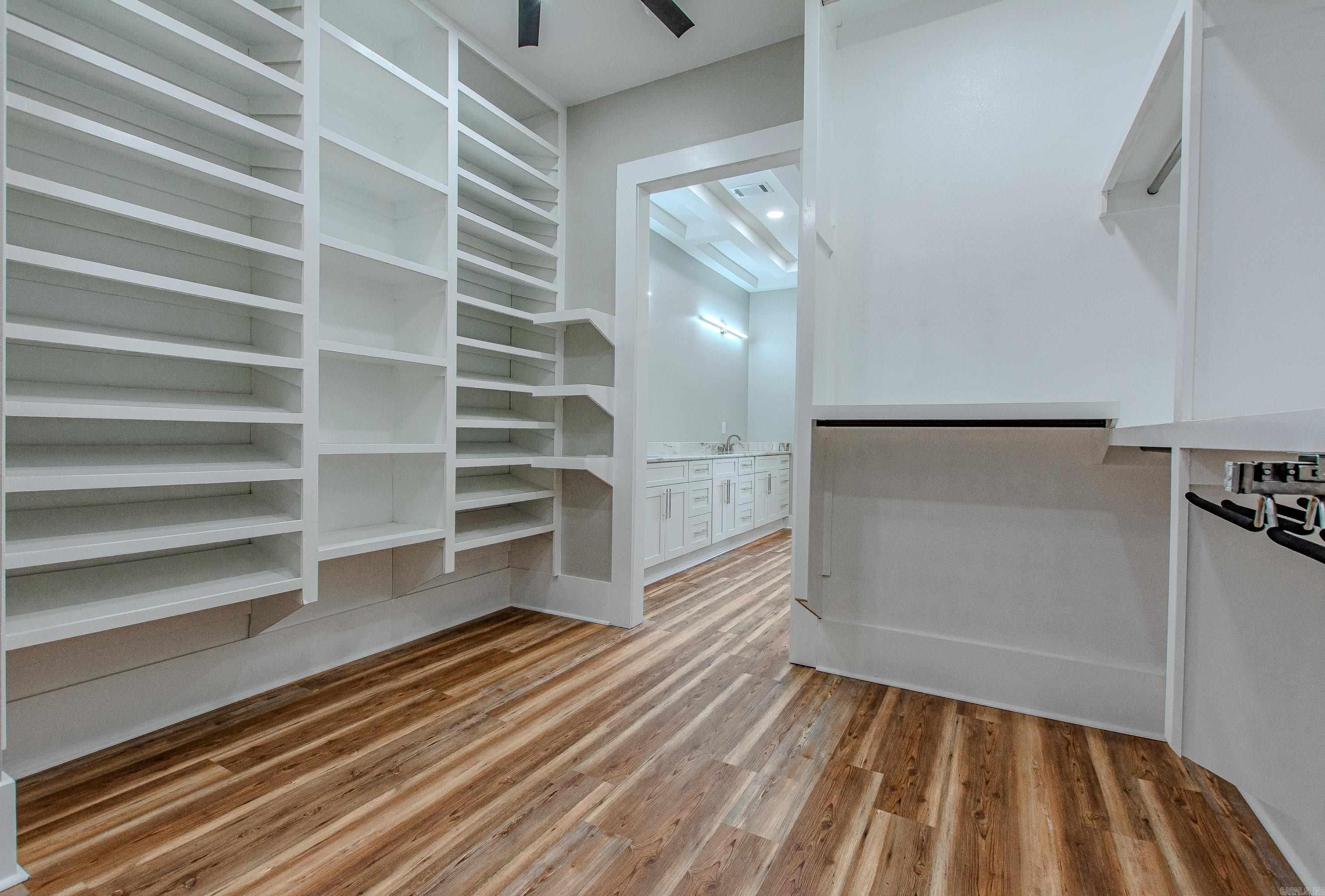 Kanis Village Phase 1 - Residential