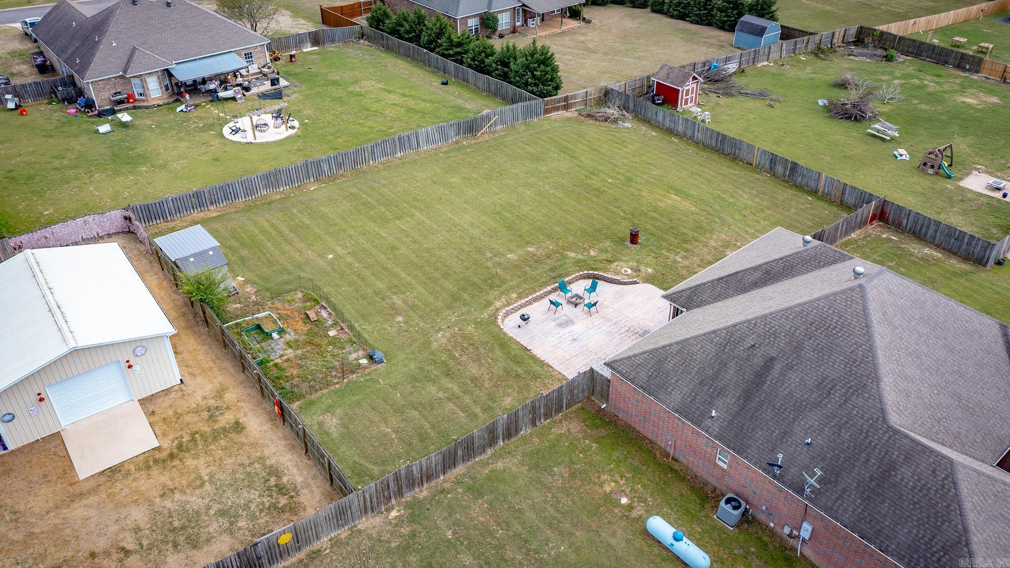 TRIPLE J ESTATES - Residential