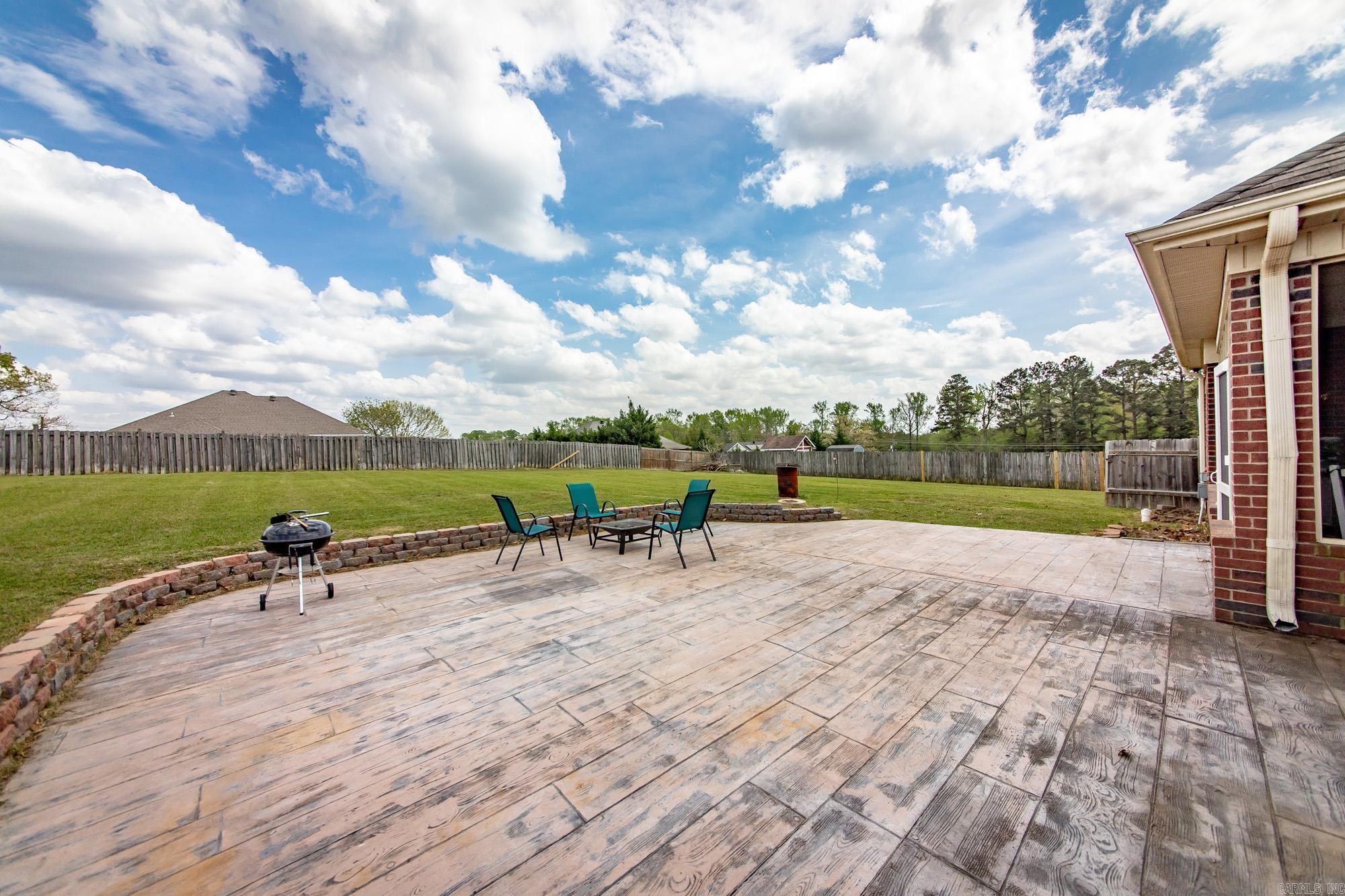 TRIPLE J ESTATES - Residential