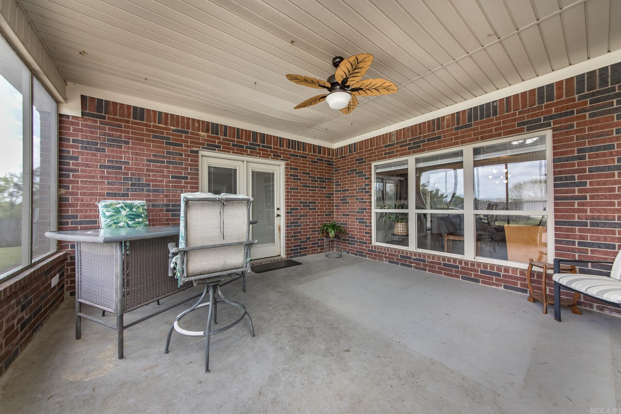 TRIPLE J ESTATES - Residential