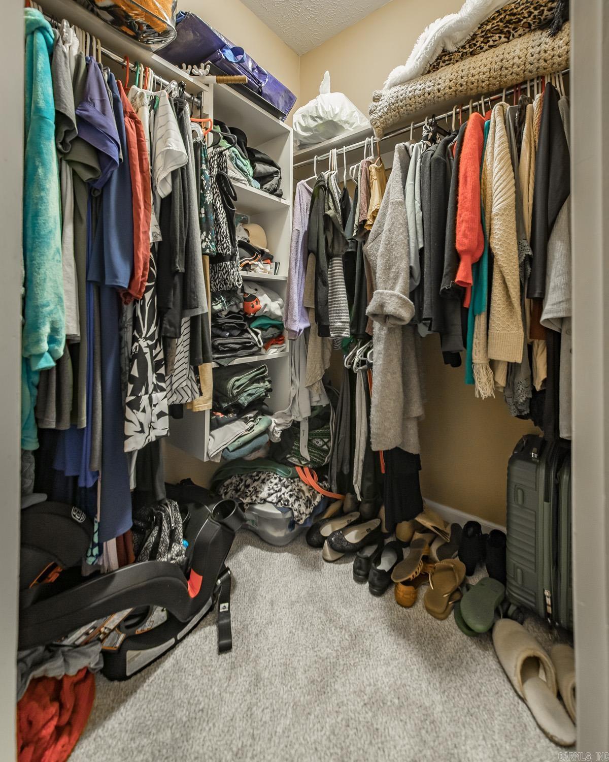 TRIPLE J ESTATES - Residential