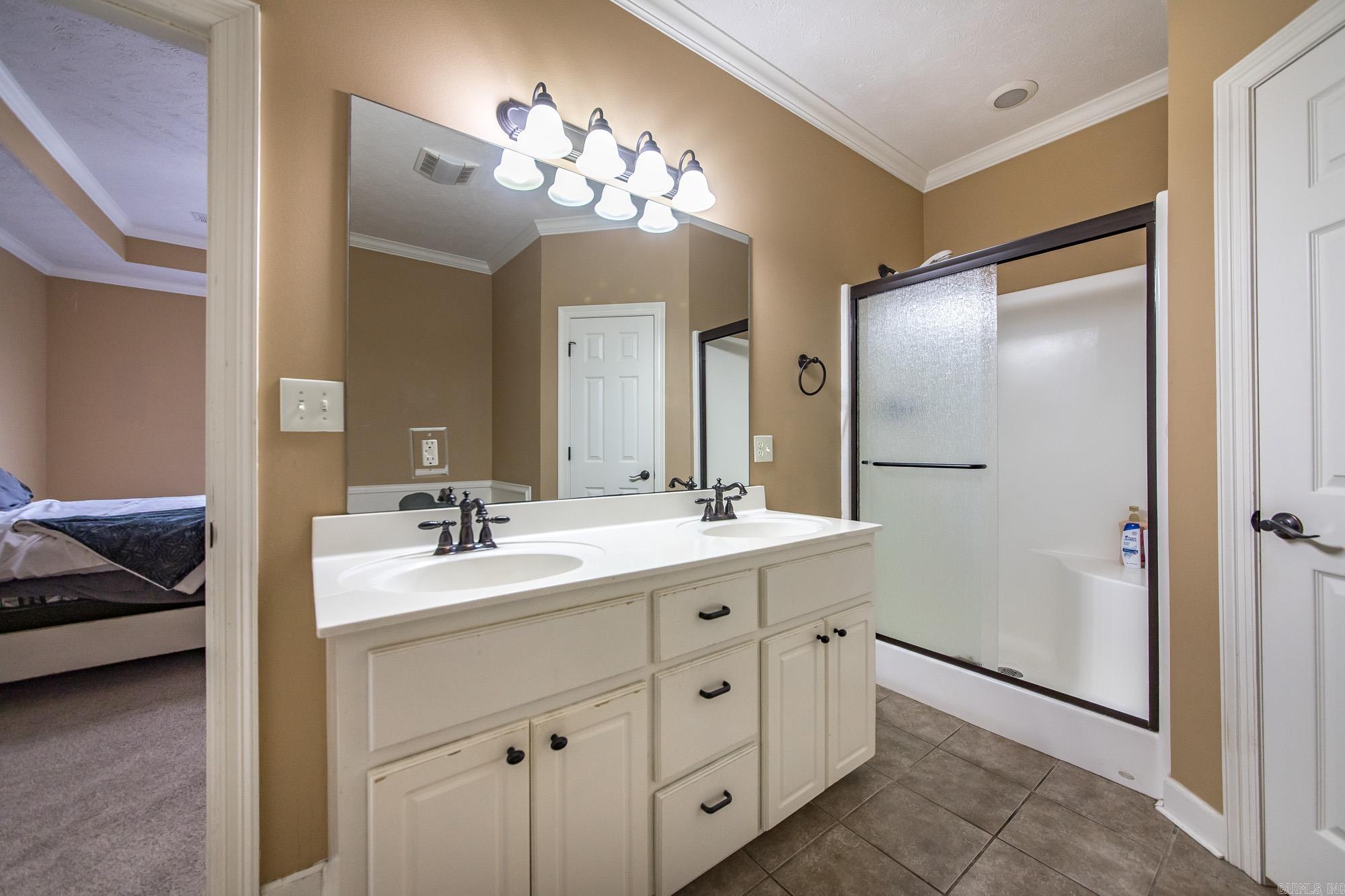 TRIPLE J ESTATES - Residential