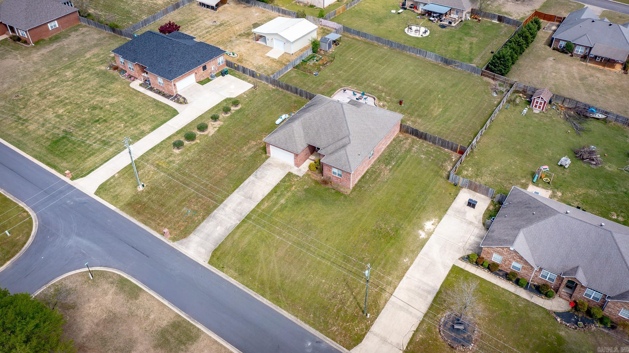 TRIPLE J ESTATES - Residential