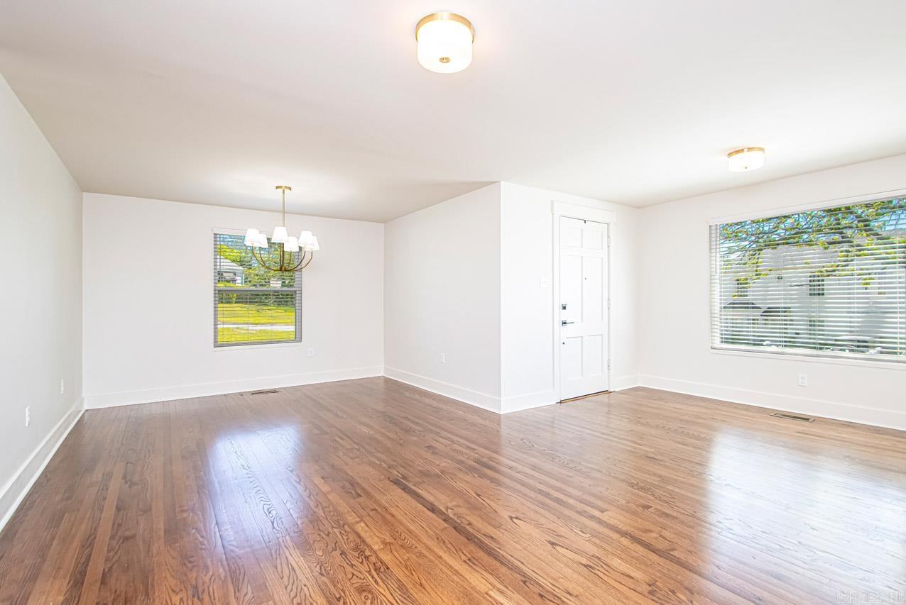 KINGWOOD PLACE - Residential