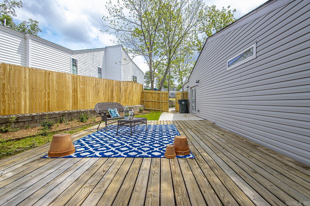 KINGWOOD PLACE - Residential