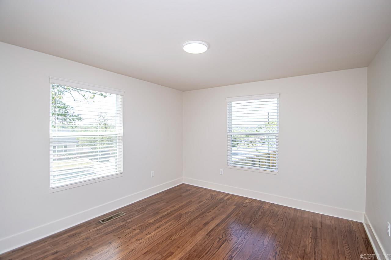 KINGWOOD PLACE - Residential