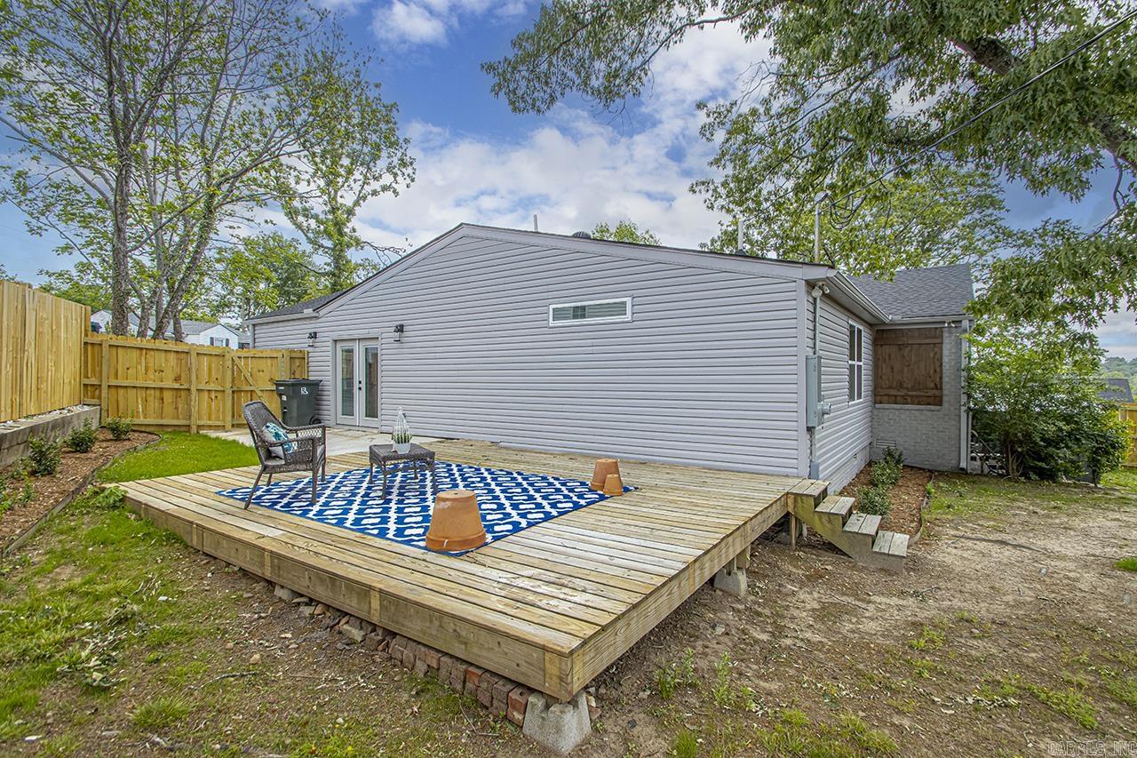 KINGWOOD PLACE - Residential