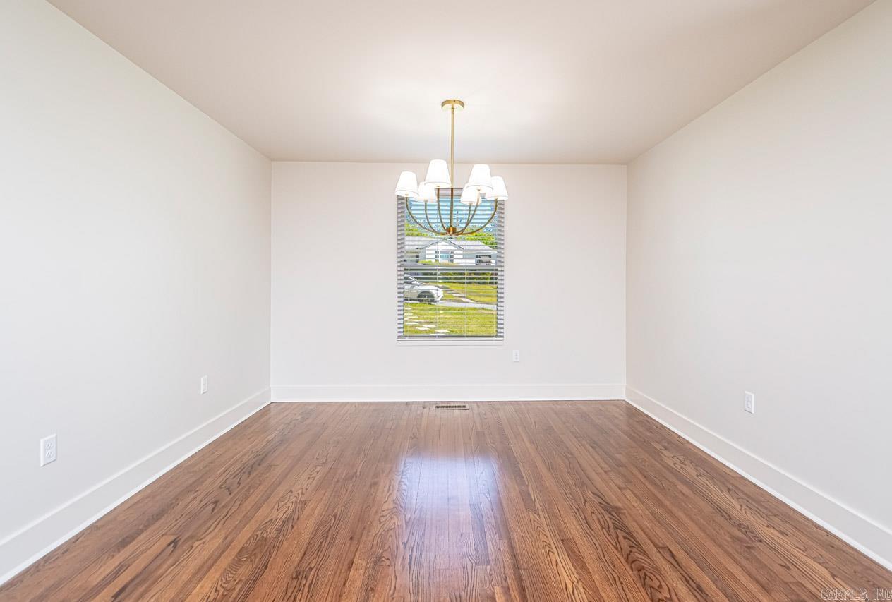 KINGWOOD PLACE - Residential