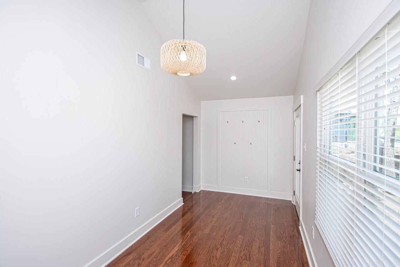 KINGWOOD PLACE - Residential