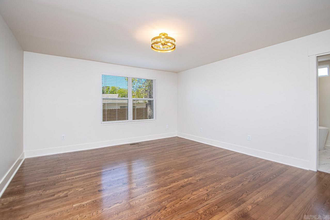 KINGWOOD PLACE - Residential