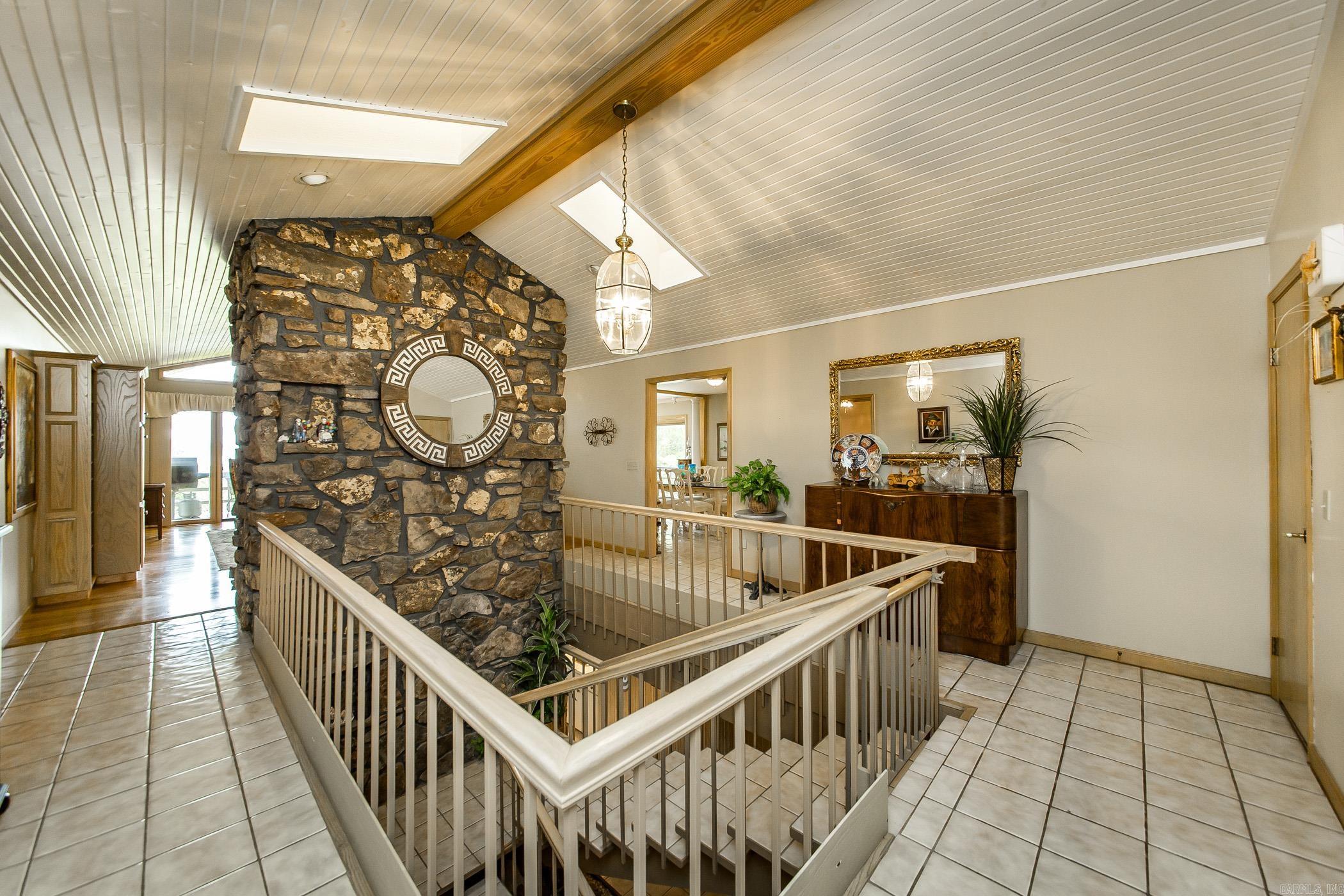 Riviera Cove-Lake - Residential