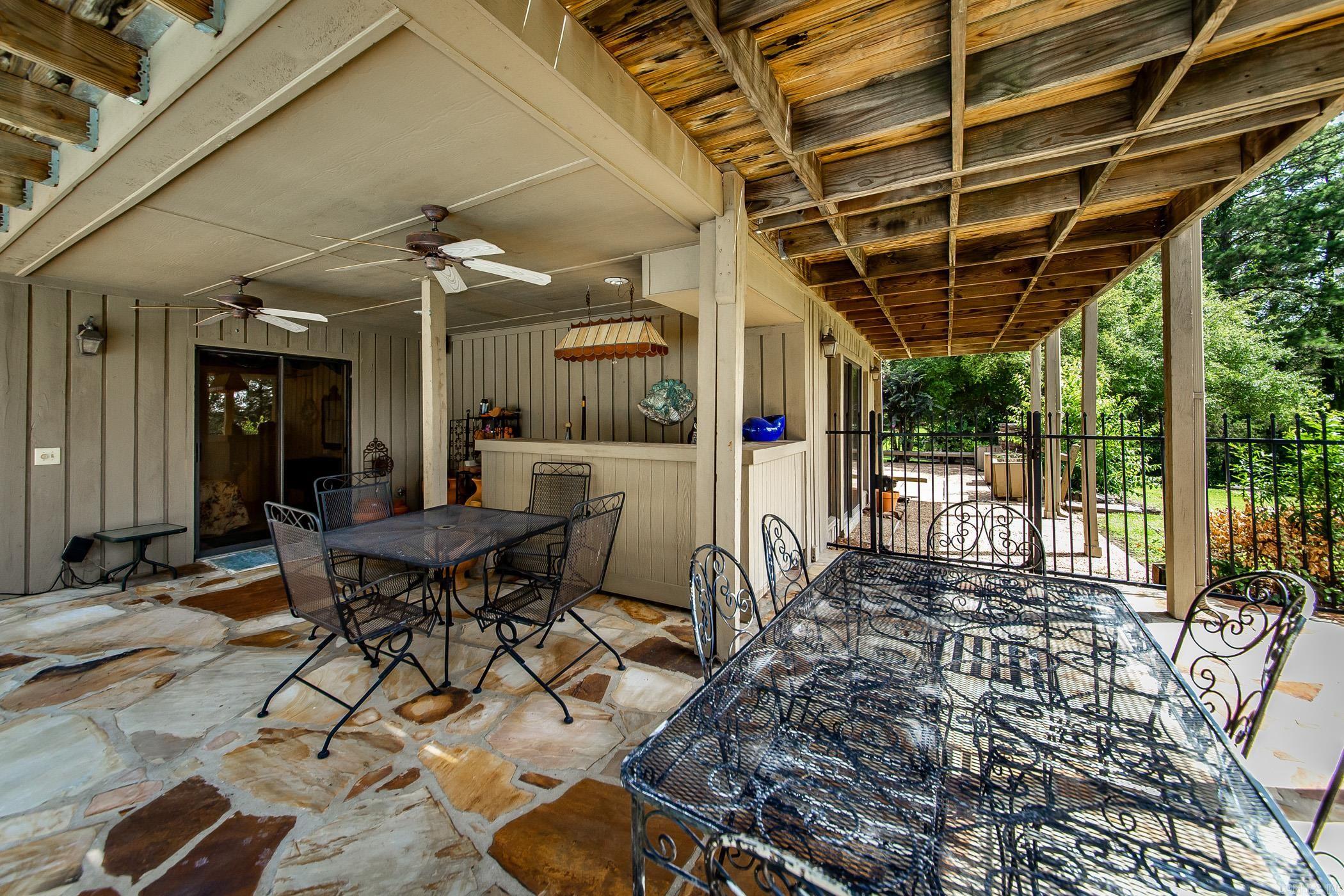 Riviera Cove-Lake - Residential