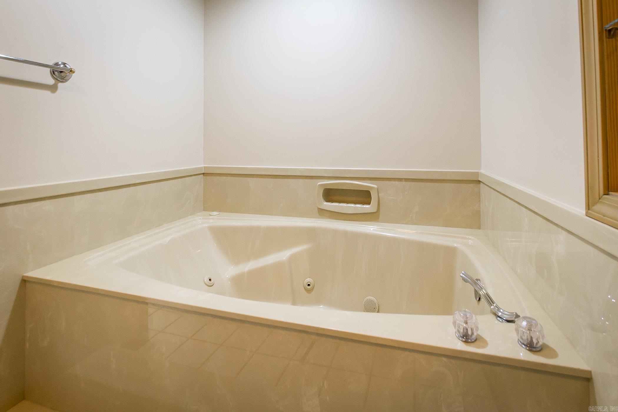 Riviera Cove-Lake - Residential