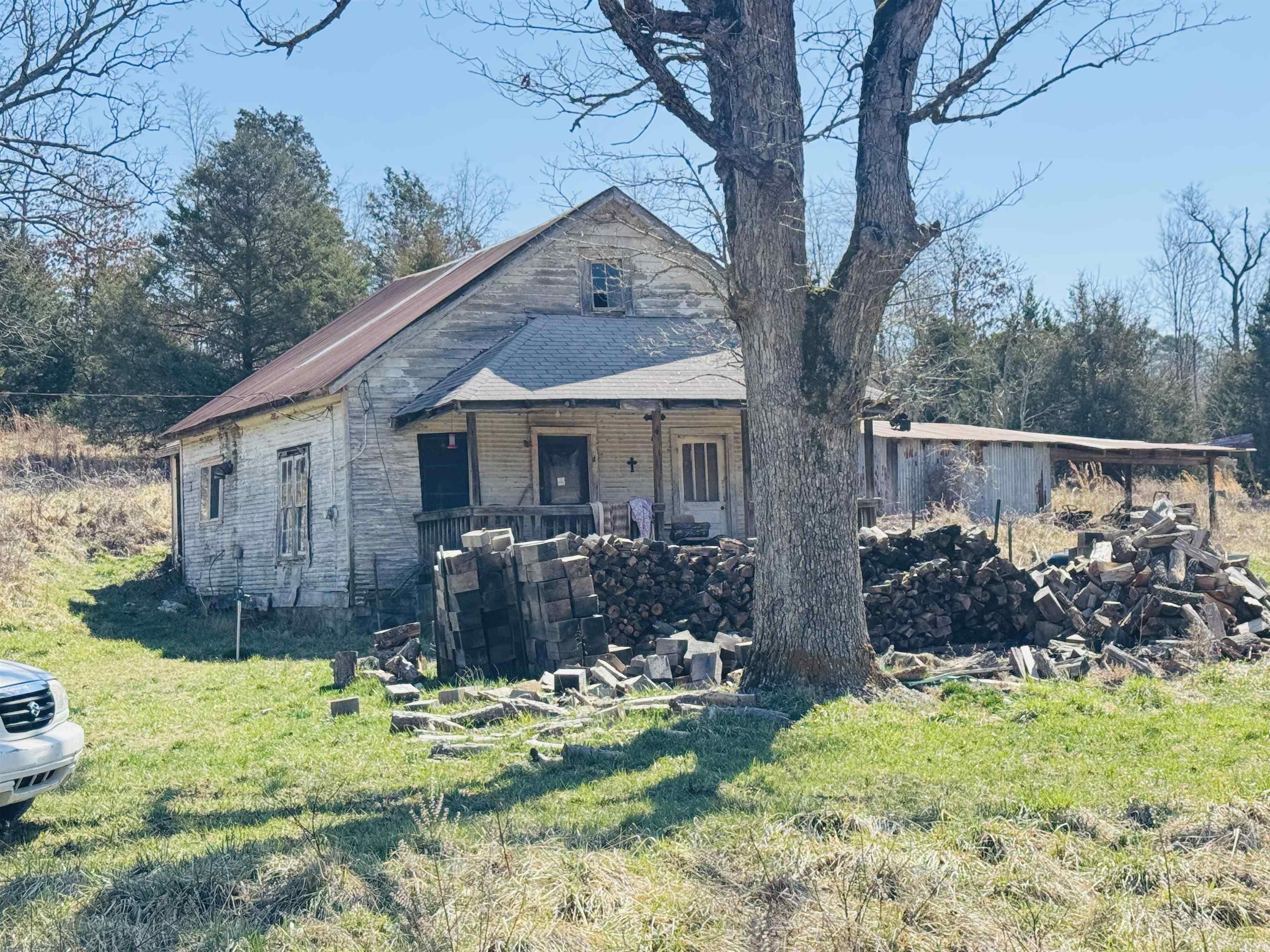 Metes & Bounds - Land