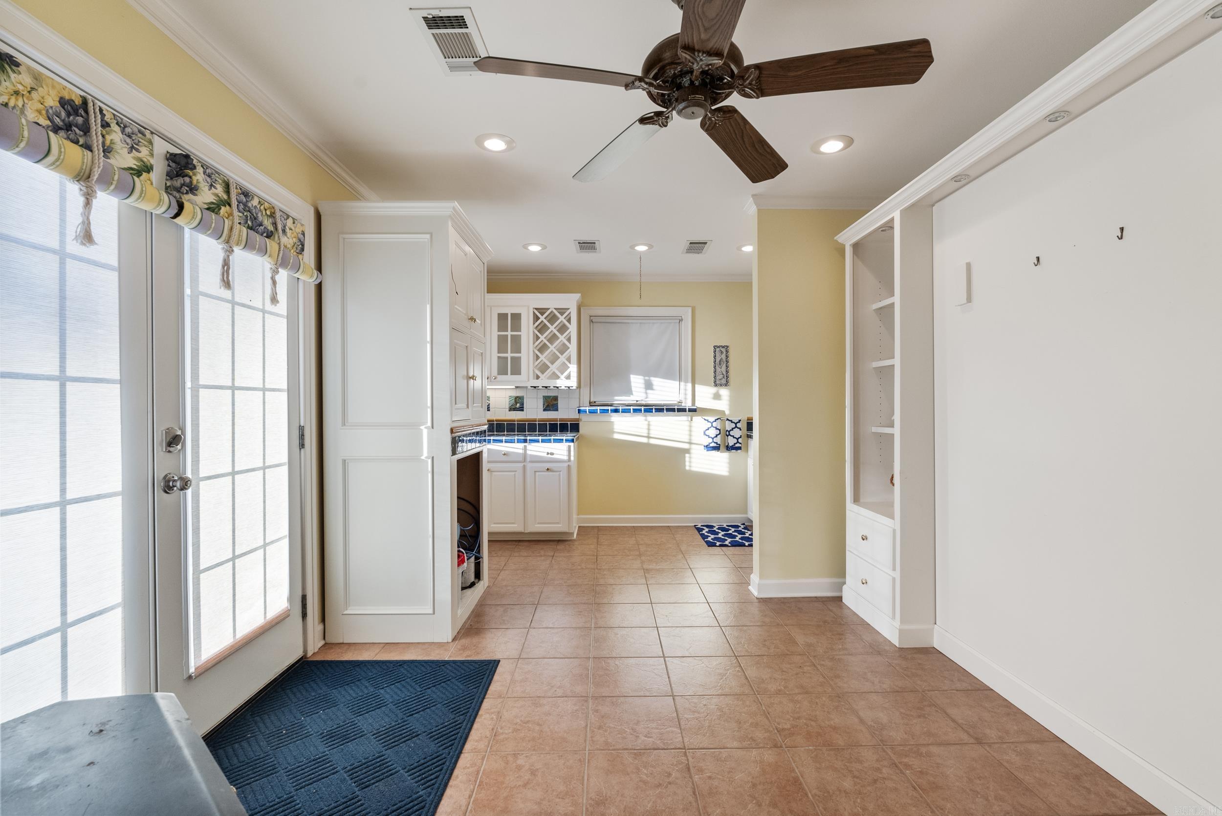 Nob Hill - Residential