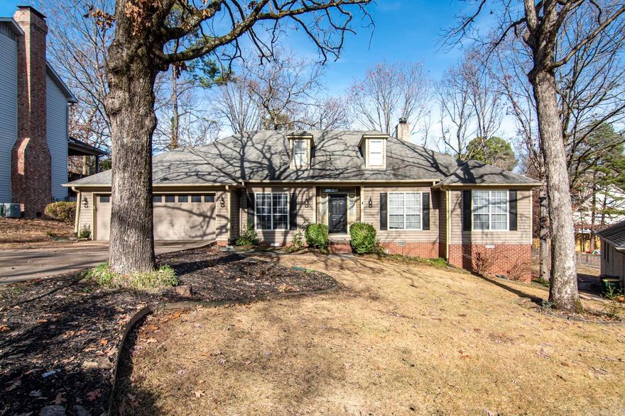 One level home located on a quiet cul-de-sac conveniently located near dining and shopping. Lots of updates in this split bedroom plan with additional office. Beautiful hardwood floors, granite counter tops in kitchen, painted cabinets, new light fixtures, new paint and much more. New HWH 2018, new furnace 2020, new AC 2021, new dishwasher and microwave 2024 to name a few. Large greatroom with gas log fireplace and beautiful crown molding. Fenced yard and nice deck for outdoor entertaining.