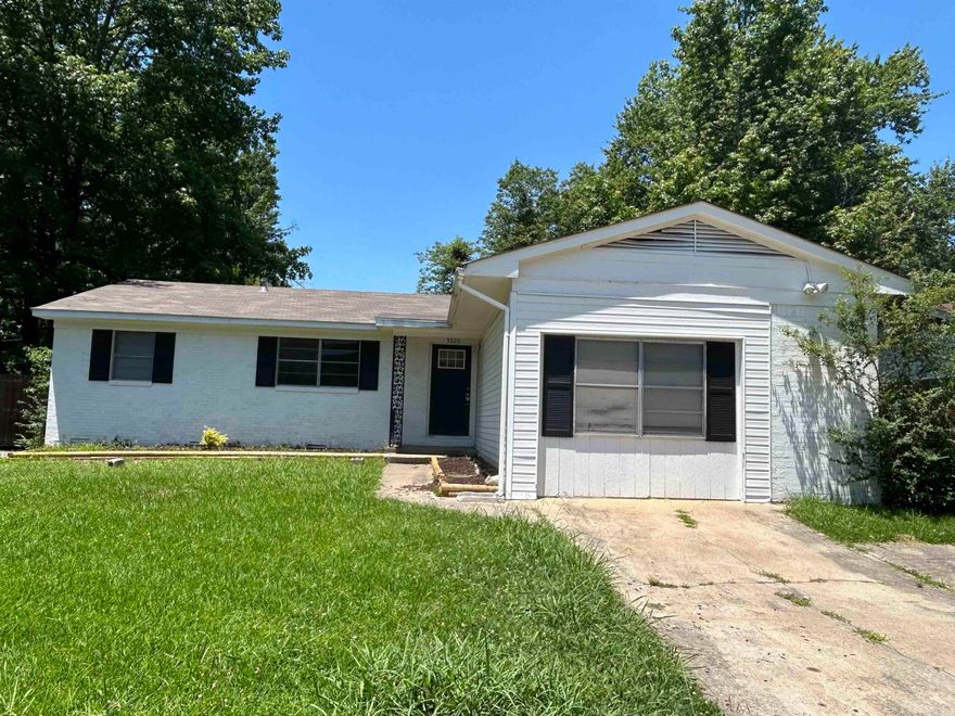 This beautiful all brick, updated 3 bedroom 1 1/2 Bath with Bonus room. Laminate flooring   with easy access to I-30, shopping and restaurants. Make your offer today and move into this classic home! Agents-See Important Remarks