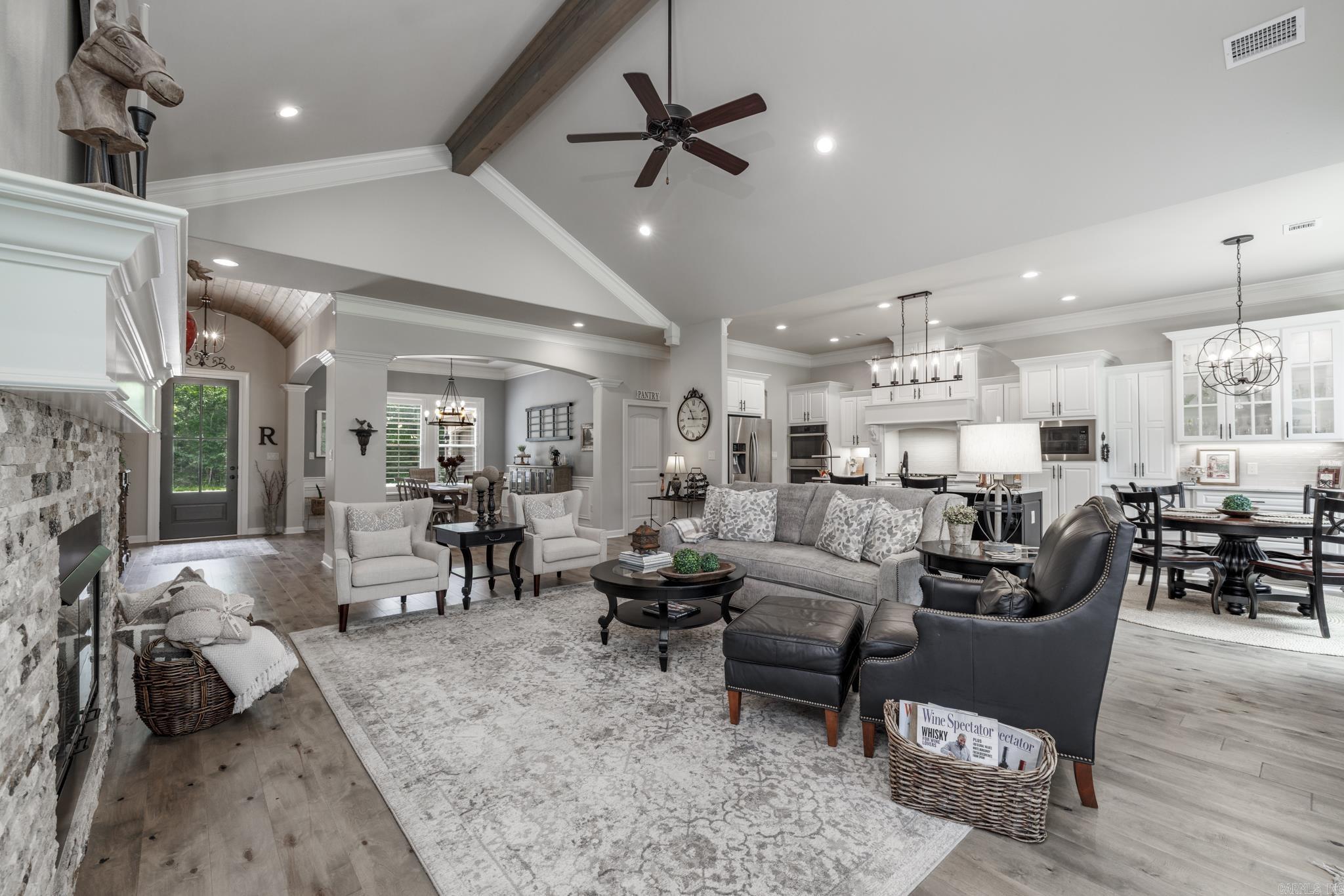 ISABELLA - Residential