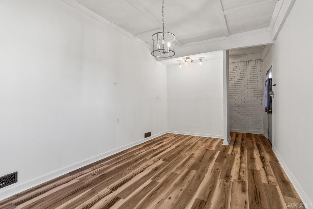 LONGVIEW - Residential